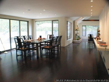 Enlarge photo 22
