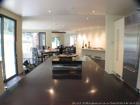 Enlarge photo 32