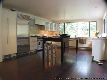 Enlarge photo 34