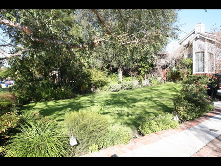 Enlarge photo 2