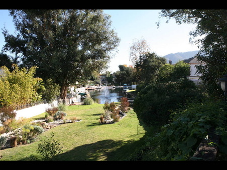 Enlarge photo 44