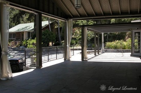 Enlarge photo 1