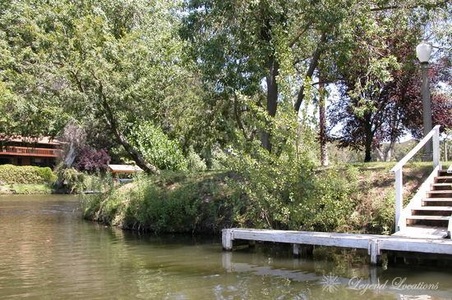 Enlarge photo 30