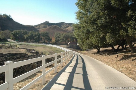 Enlarge photo 155