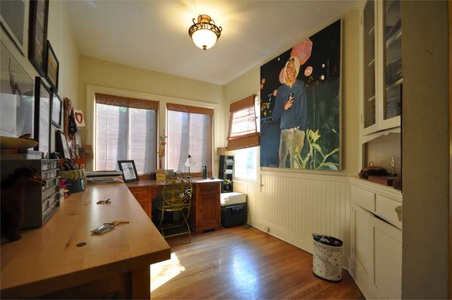 Enlarge photo 25