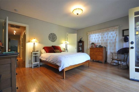 Enlarge photo 31