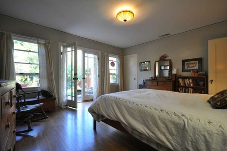 Enlarge photo 33
