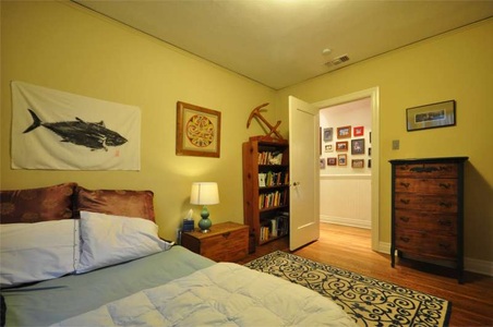 Enlarge photo 35