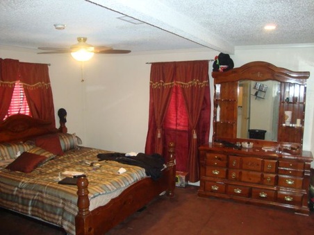 Enlarge photo 12