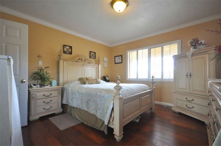Enlarge photo 29