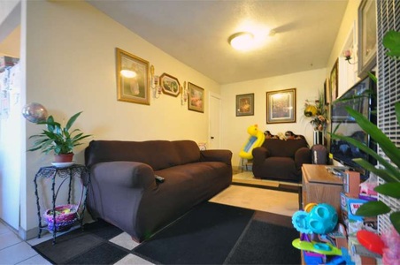 Enlarge photo 43