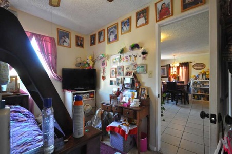 Enlarge photo 55