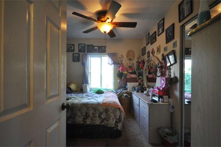 Enlarge photo 58