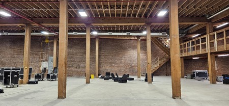 Enlarge photo 24