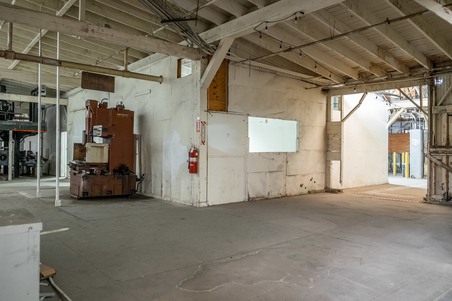 Enlarge photo 22