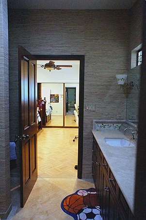 Enlarge photo 72