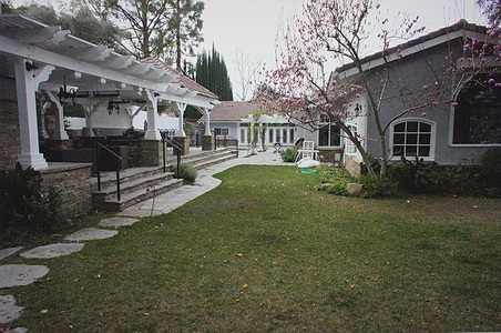 Enlarge photo 98