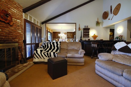 Enlarge photo 33