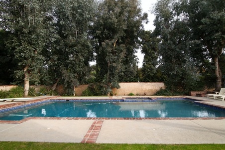 Enlarge photo 89