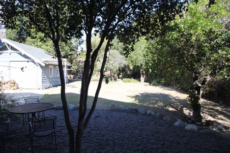 Enlarge photo 33