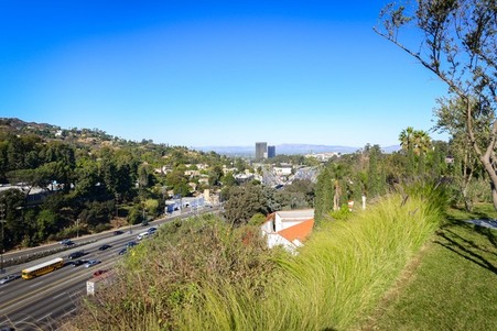 Enlarge photo 103