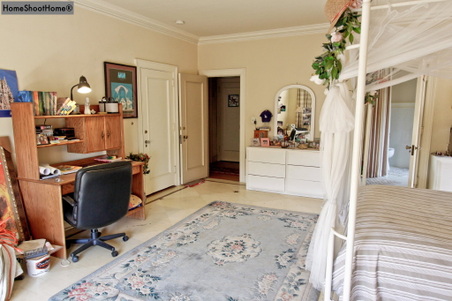 Enlarge photo 35
