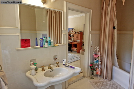 Enlarge photo 37