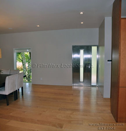 Enlarge photo 8