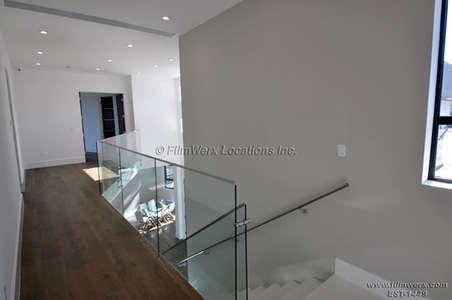 Enlarge photo 29