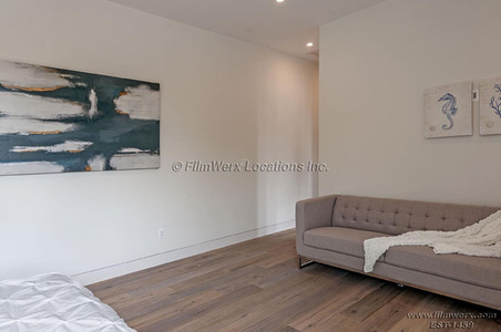 Enlarge photo 38