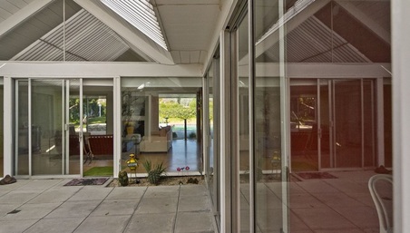 Enlarge photo 12