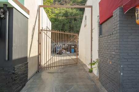 Enlarge photo 34