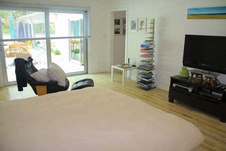 Enlarge photo 75