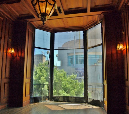 Enlarge photo 23