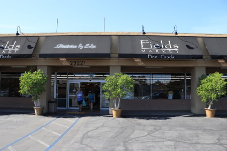 Field's Market