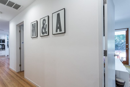 Enlarge photo 48