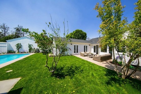 Enlarge photo 23