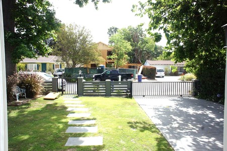 Enlarge photo 4