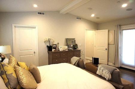 Enlarge photo 31