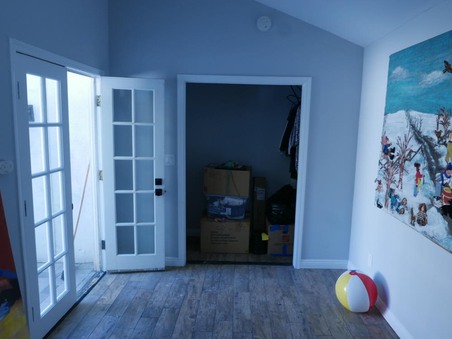 Enlarge photo 69