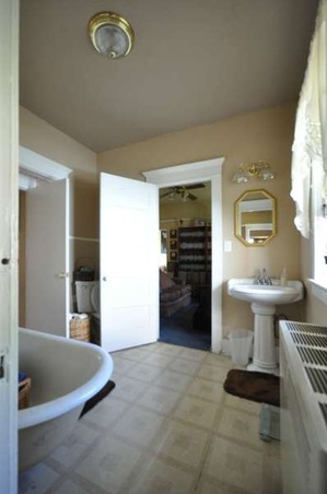Enlarge photo 37
