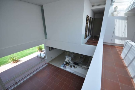 Enlarge photo 17