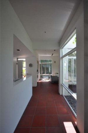 Enlarge photo 37