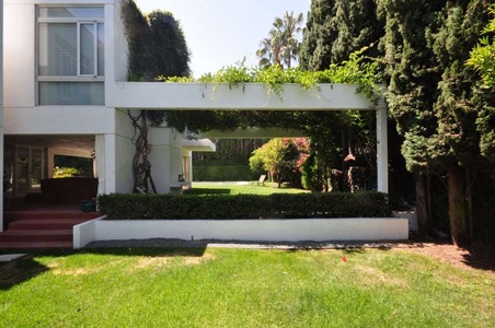 Enlarge photo 56