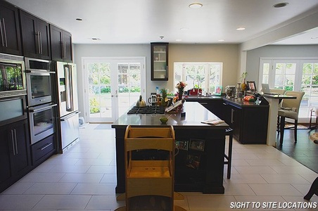 Enlarge photo 29