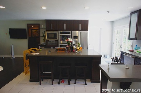 Enlarge photo 39
