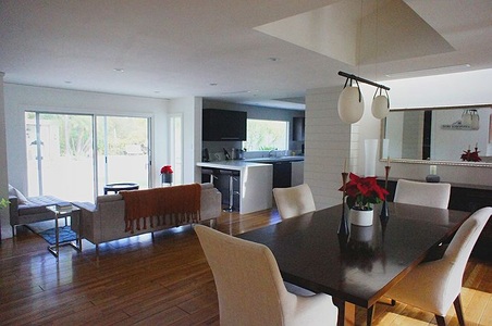 Enlarge photo 24