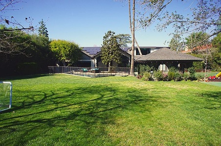 Enlarge photo 36