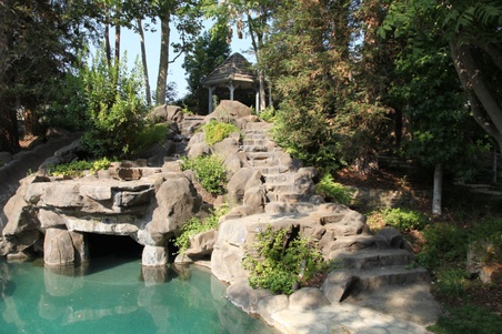 Enlarge photo 16