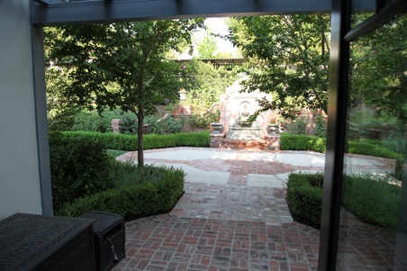 Enlarge photo 56